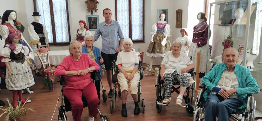 Výstava lidových krojů v Plané nad Lužnicí