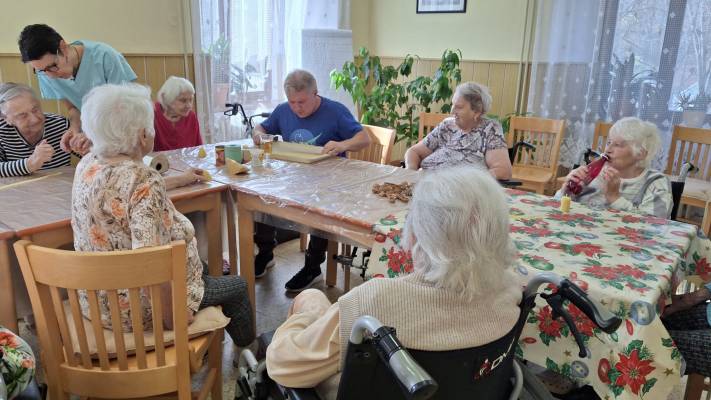 Výroba svíček ze včelího vosku