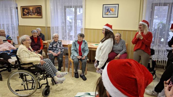 Vánoční vystoupení dětí ze ZŠ Tučapy 