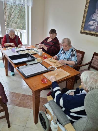 Pečení vánočního cukroví