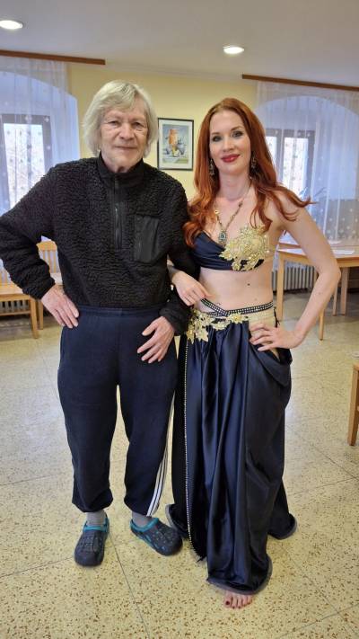 Orientální tanečnice Dei Gratia